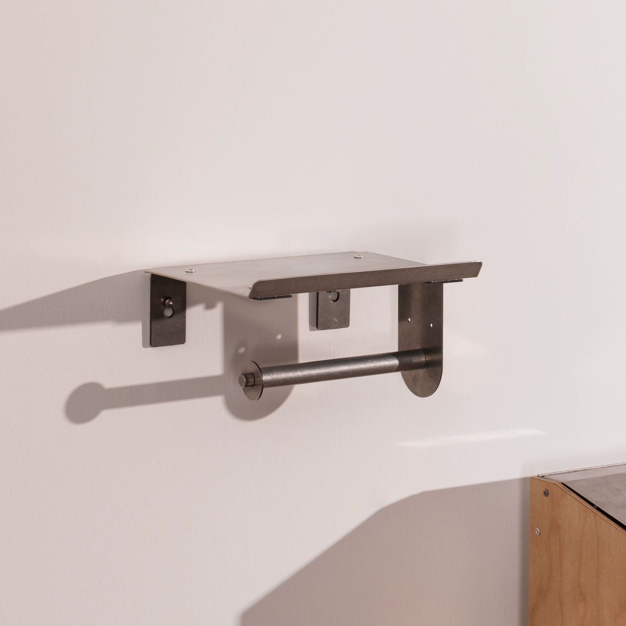 Home Bathroom Paper Towel Holder - حامل مناديل ورقية مثبت على الحائط